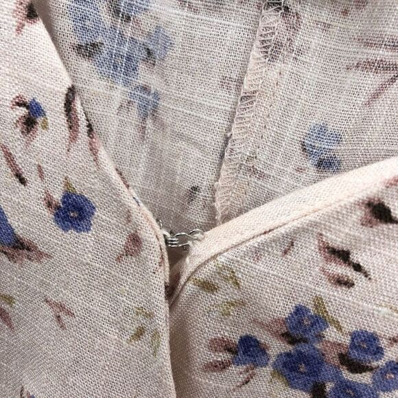 ASTR THE LABEL‎ Flutter Sleeve Faux Wrap Top PERIWINKLE FLORAL M - Picture 4 of 9